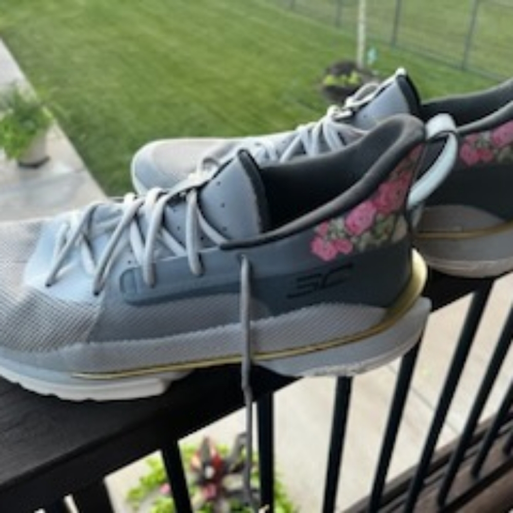 Mens under Armour size 14